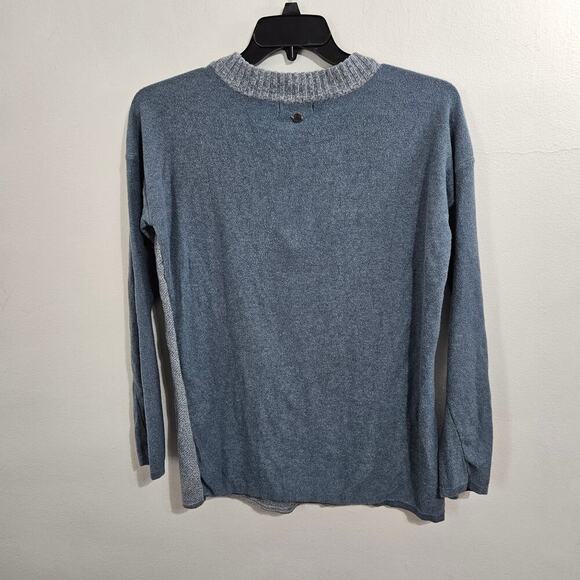 prAna Organic 100% Cotton Cedros Blue V-Neck Sweater Tunic. Size M - Picture 2 of 5
